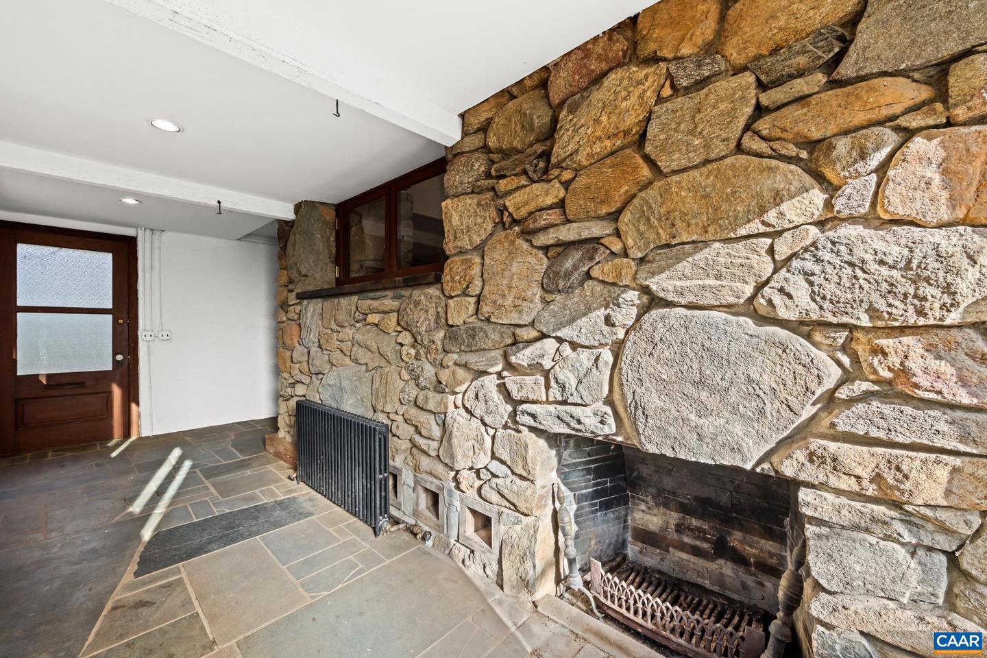 9712 OLD GREEN MOUNTAIN RD, ESMONT, Virginia 22937, 3 Bedrooms Bedrooms, ,2 BathroomsBathrooms,Residential,For Sale,9712 OLD GREEN MOUNTAIN RD,670517 MLS # 670517