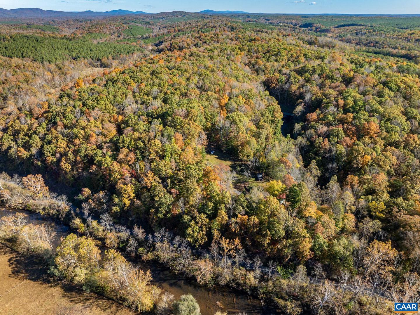 9712 OLD GREEN MOUNTAIN RD, ESMONT, Virginia 22937, 3 Bedrooms Bedrooms, ,2 BathroomsBathrooms,Residential,For Sale,9712 OLD GREEN MOUNTAIN RD,670517 MLS # 670517