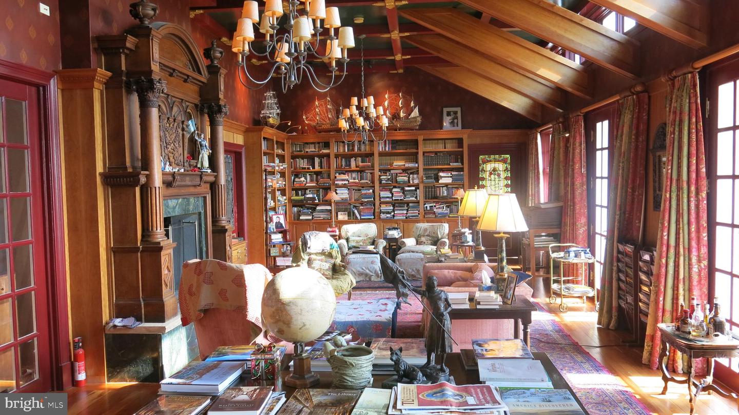 200 FOGG MOUNTAIN LN, FLINT HILL, Virginia 22627, 3 Bedrooms Bedrooms, ,2 BathroomsBathrooms,Residential,For Sale,200 FOGG MOUNTAIN LN,VARP2002366 MLS # VARP2002366