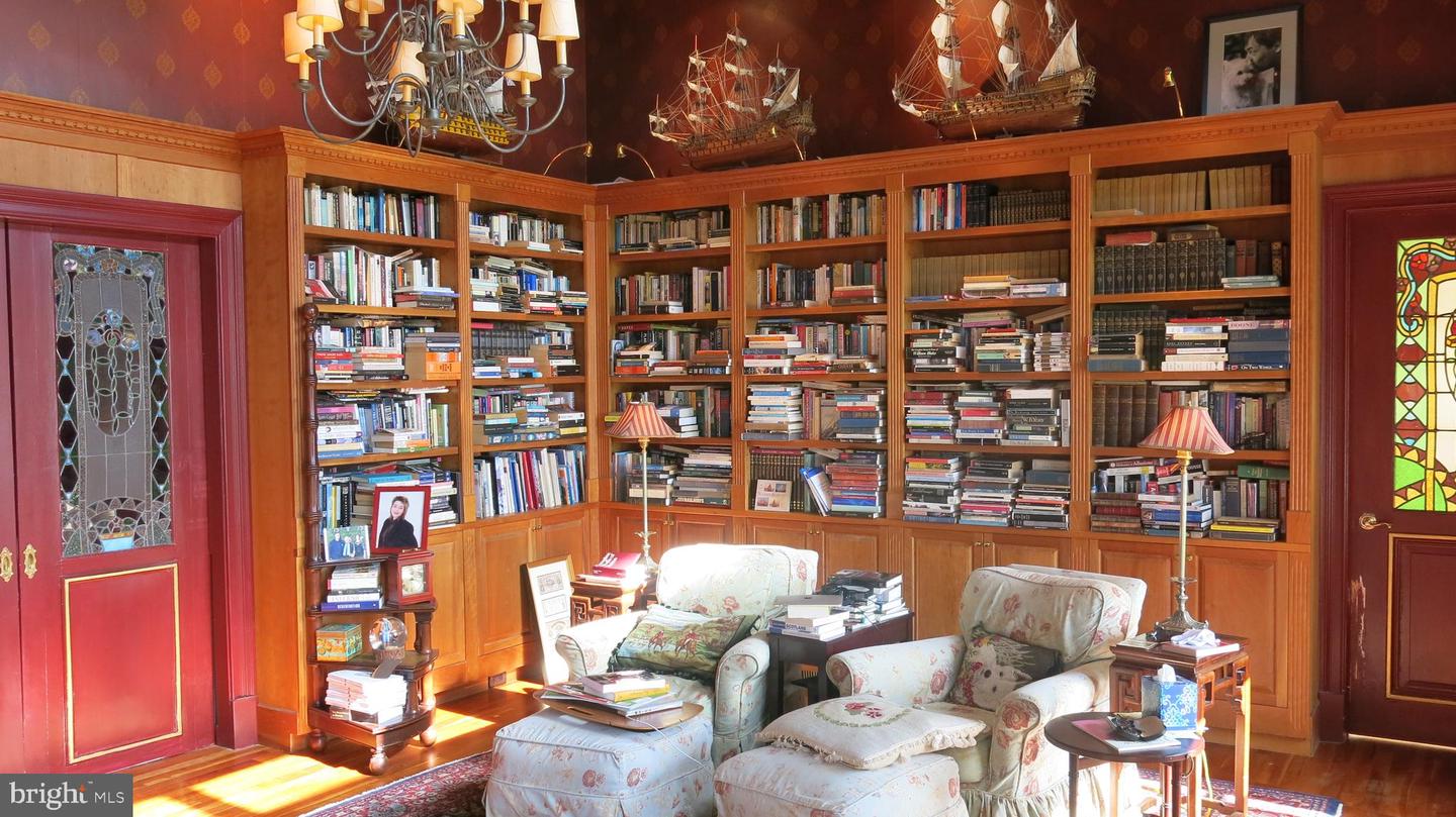 200 FOGG MOUNTAIN LN, FLINT HILL, Virginia 22627, 3 Bedrooms Bedrooms, ,2 BathroomsBathrooms,Residential,For Sale,200 FOGG MOUNTAIN LN,VARP2002366 MLS # VARP2002366