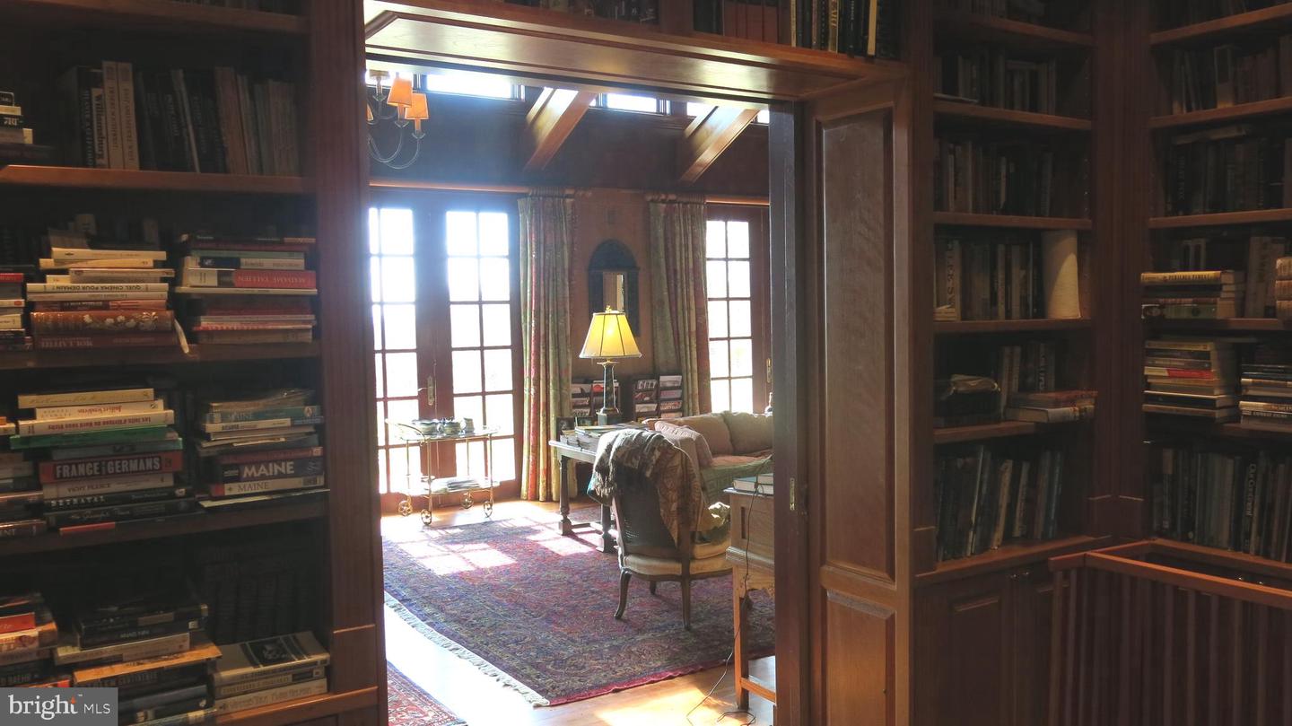 200 FOGG MOUNTAIN LN, FLINT HILL, Virginia 22627, 3 Bedrooms Bedrooms, ,2 BathroomsBathrooms,Residential,For Sale,200 FOGG MOUNTAIN LN,VARP2002366 MLS # VARP2002366