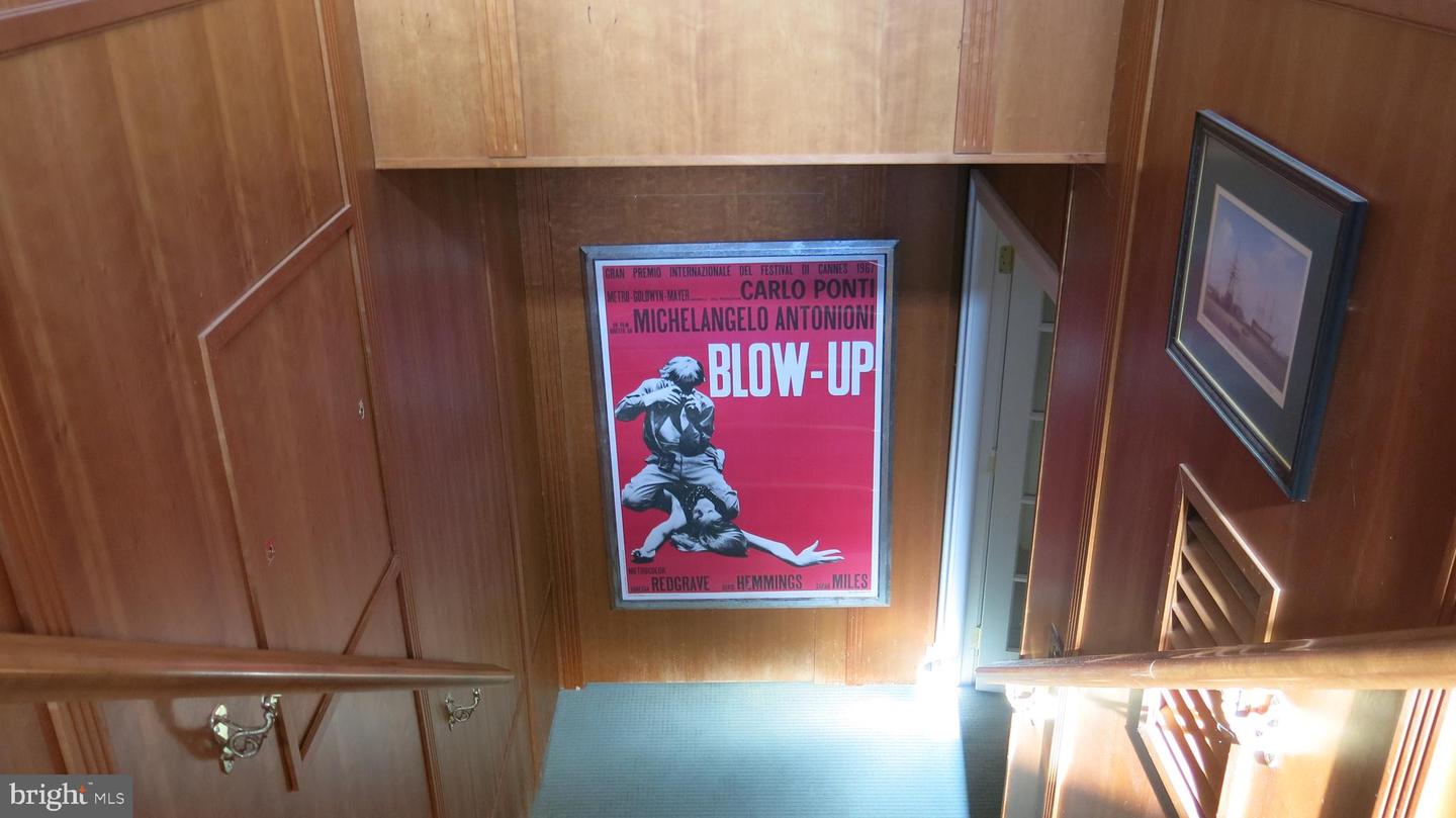 200 FOGG MOUNTAIN LN, FLINT HILL, Virginia 22627, 3 Bedrooms Bedrooms, ,2 BathroomsBathrooms,Residential,For Sale,200 FOGG MOUNTAIN LN,VARP2002366 MLS # VARP2002366