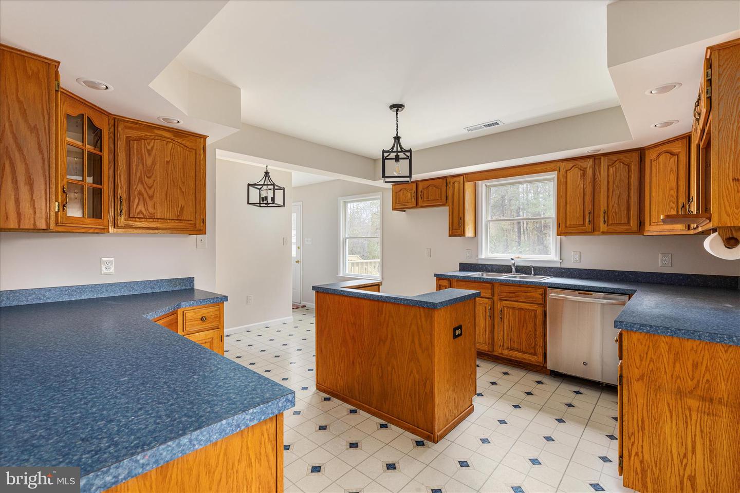 2983 OLD WINCHESTER RD, BOYCE, Virginia 22620, 3 Bedrooms Bedrooms, ,2 BathroomsBathrooms,Residential,For Sale,2983 OLD WINCHESTER RD,VACL2006126 MLS # VACL2006126