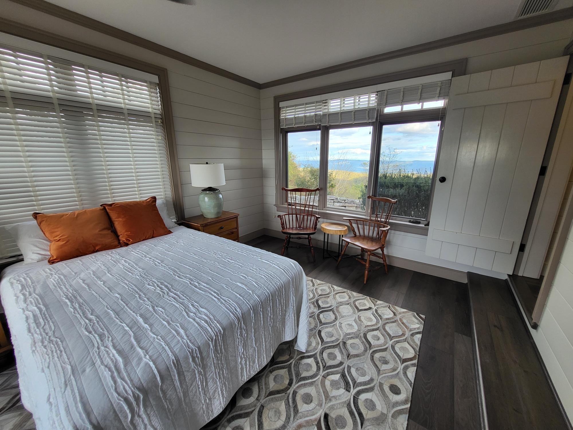 504 AIRPORT DR, HOT SPRINGS, Virginia 24445, 3 Bedrooms Bedrooms, ,3 BathroomsBathrooms,Residential,14,504 AIRPORT DR,670681 MLS # 670681