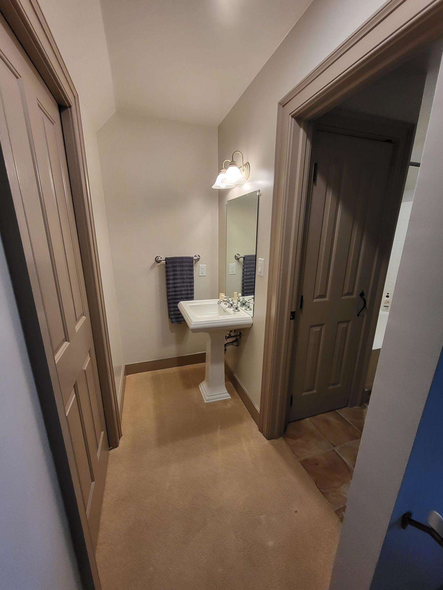 504 AIRPORT DR, HOT SPRINGS, Virginia 24445, 3 Bedrooms Bedrooms, ,3 BathroomsBathrooms,Residential,14,504 AIRPORT DR,670681 MLS # 670681