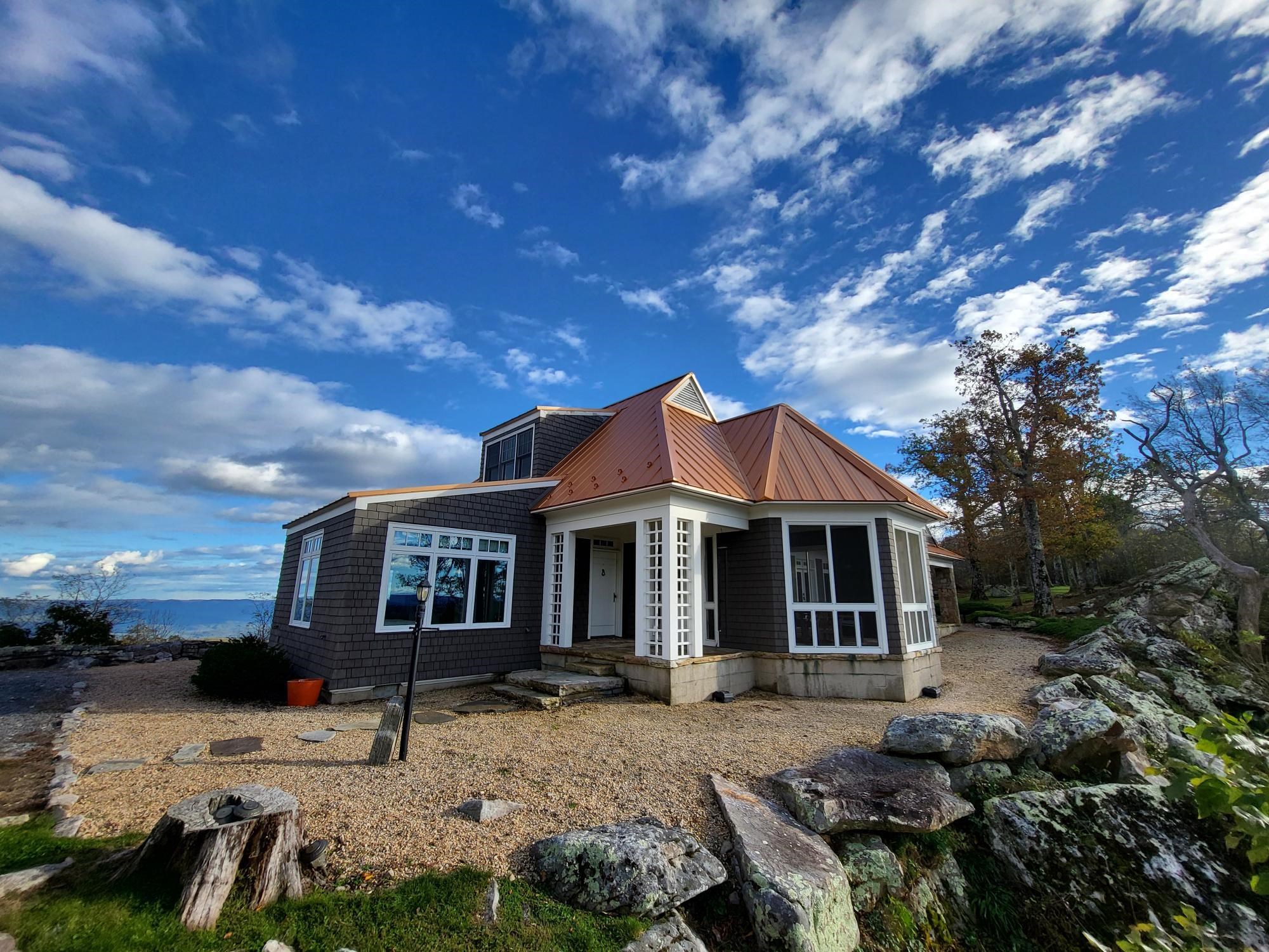 504 AIRPORT DR, HOT SPRINGS, Virginia 24445, 3 Bedrooms Bedrooms, ,3 BathroomsBathrooms,Residential,14,504 AIRPORT DR,670681 MLS # 670681