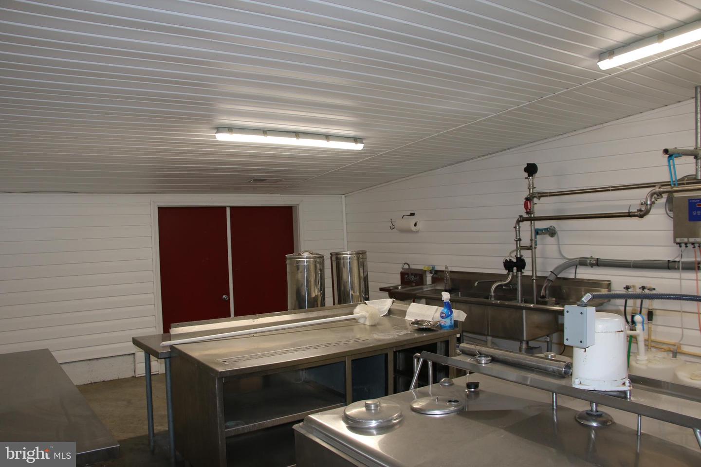 499 E LEE HWY, NEW MARKET, Virginia 22844, 3 Bedrooms Bedrooms, ,2 BathroomsBathrooms,Farm,For Sale,499 E LEE HWY,VASH2012864 MLS # VASH2012864