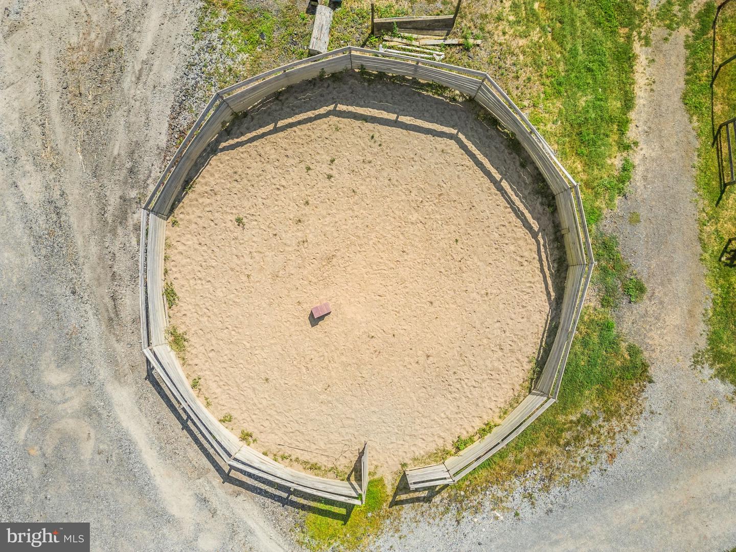 40332 COURTLAND FARM LN, ALDIE, Virginia 20105, 3 Bedrooms Bedrooms, ,2 BathroomsBathrooms,Farm,For Sale,40332 COURTLAND FARM LN,VALO2104646 MLS # VALO2104646 40332 COURTLAND FARM LN, ALDIE, Virginia 20105, 3 Bedrooms Bedrooms, ,2 BathroomsBathrooms,Farm,For Sale,40332 COURTLAND FARM LN,VALO2104646 MLS # VALO2104646