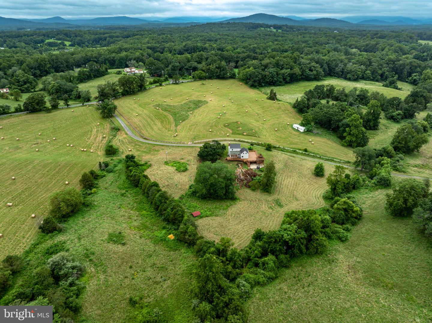 13506 TEAR JAMES TRL, AMISSVILLE, Virginia 20106, 3 Bedrooms Bedrooms, 9 Rooms Rooms,2 BathroomsBathrooms,Farm,For Sale,13506 TEAR JAMES TRL,VACU2011382 MLS # VACU2011382