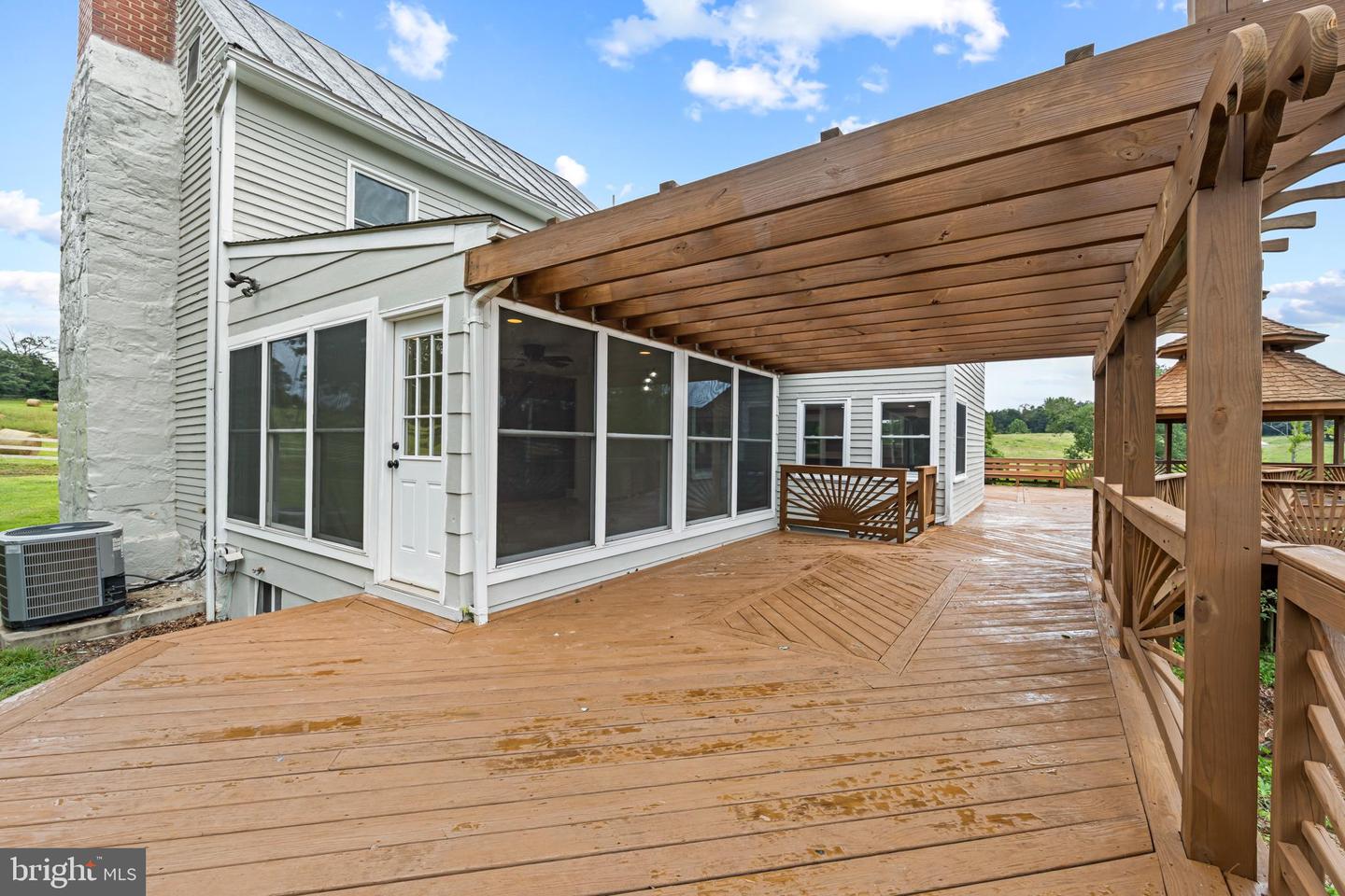 13506 TEAR JAMES TRL, AMISSVILLE, Virginia 20106, 3 Bedrooms Bedrooms, 9 Rooms Rooms,2 BathroomsBathrooms,Farm,For Sale,13506 TEAR JAMES TRL,VACU2011382 MLS # VACU2011382