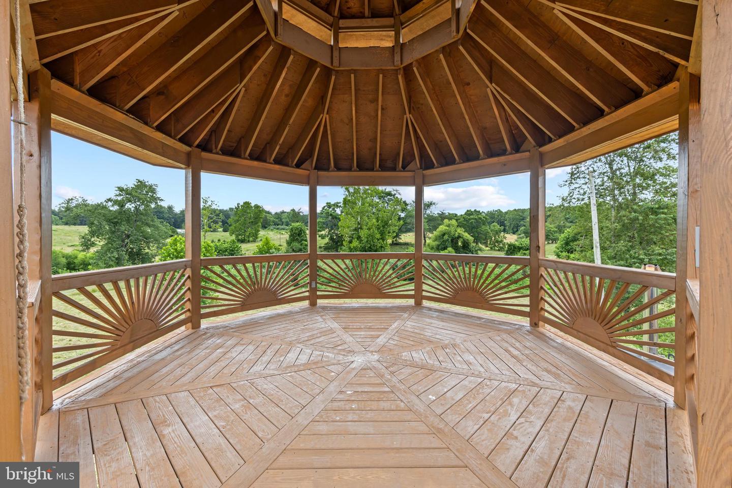 13506 TEAR JAMES TRL, AMISSVILLE, Virginia 20106, 3 Bedrooms Bedrooms, 9 Rooms Rooms,2 BathroomsBathrooms,Farm,For Sale,13506 TEAR JAMES TRL,VACU2011382 MLS # VACU2011382