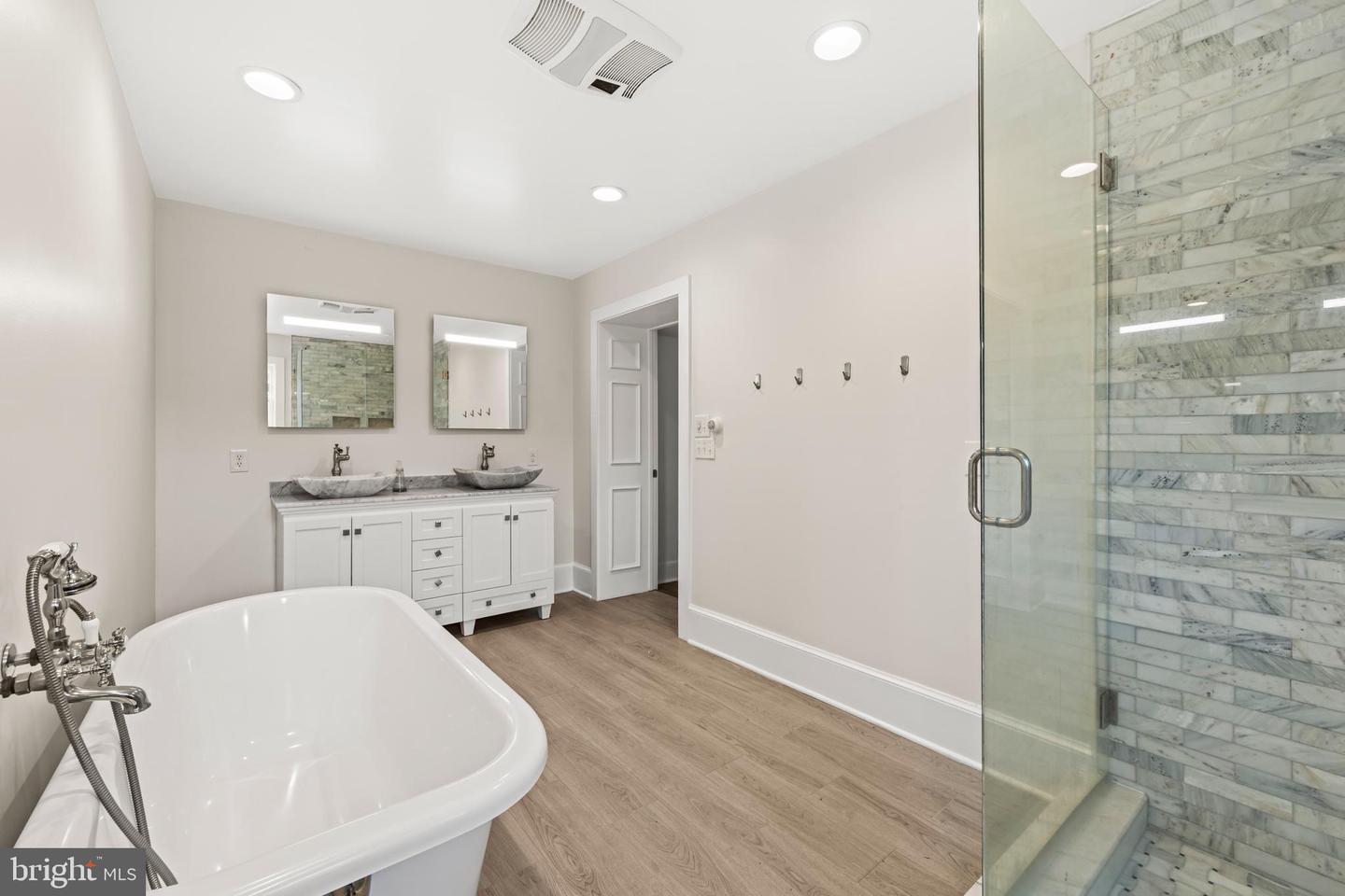 13506 TEAR JAMES TRL, AMISSVILLE, Virginia 20106, 3 Bedrooms Bedrooms, 9 Rooms Rooms,2 BathroomsBathrooms,Farm,For Sale,13506 TEAR JAMES TRL,VACU2011382 MLS # VACU2011382