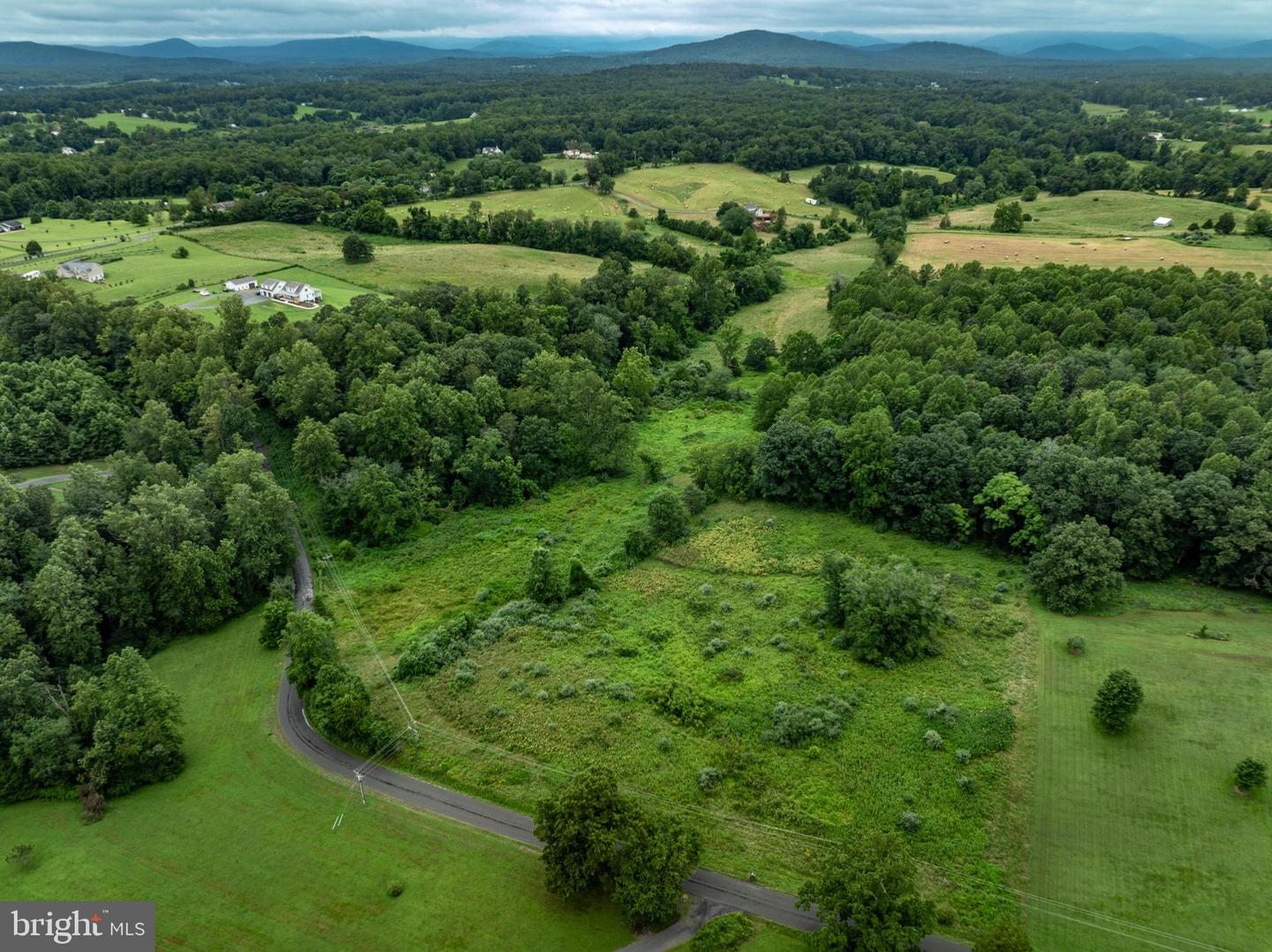 13506 TEAR JAMES TRL, AMISSVILLE, Virginia 20106, 3 Bedrooms Bedrooms, 9 Rooms Rooms,2 BathroomsBathrooms,Farm,For Sale,13506 TEAR JAMES TRL,VACU2011382 MLS # VACU2011382