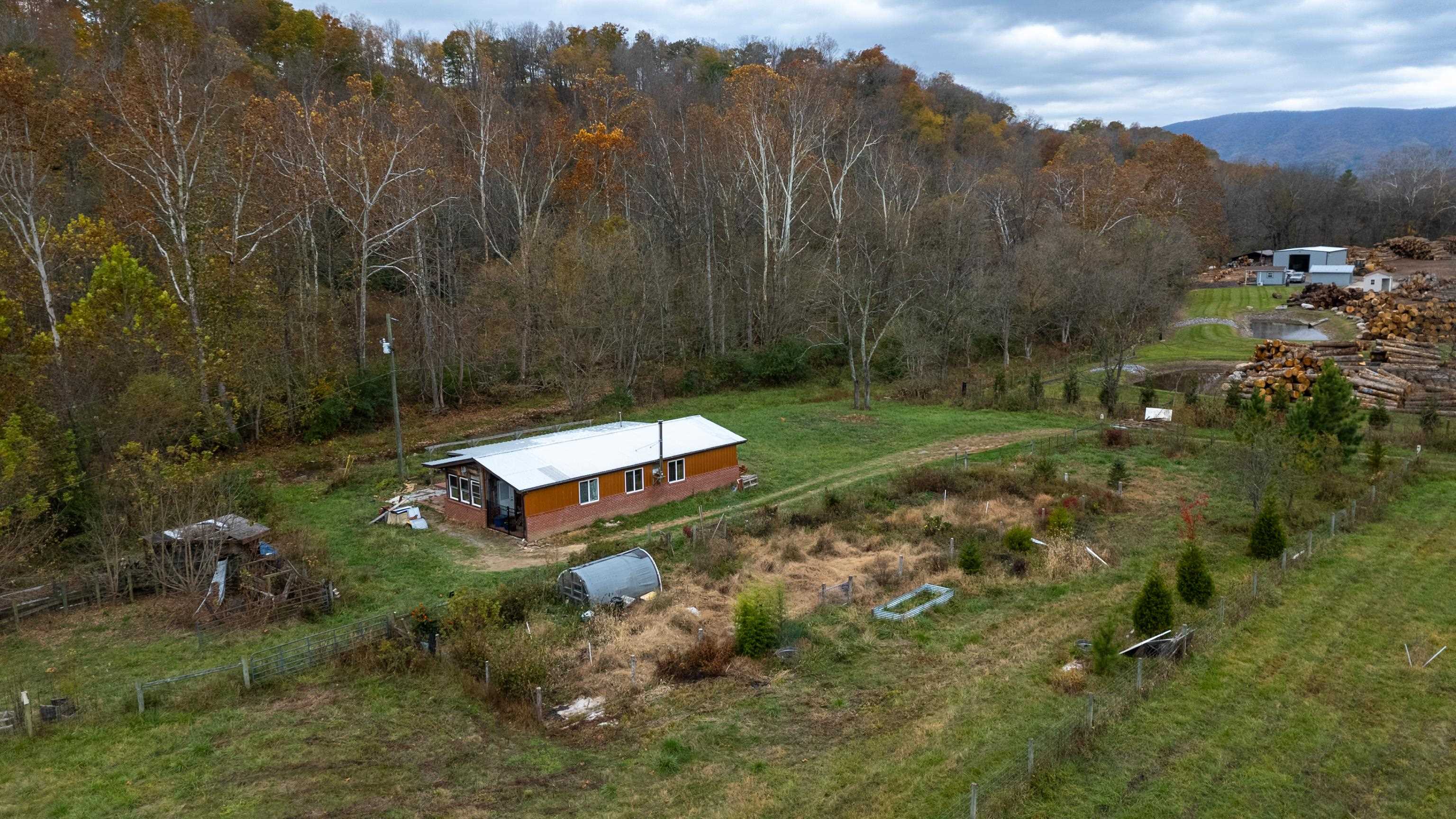 3441 W MIDLAND TRL, LEXINGTON, Virginia 24450, 2 Bedrooms Bedrooms, ,1 BathroomBathrooms,Residential,14,3441 W MIDLAND TRL,670751 MLS # 670751