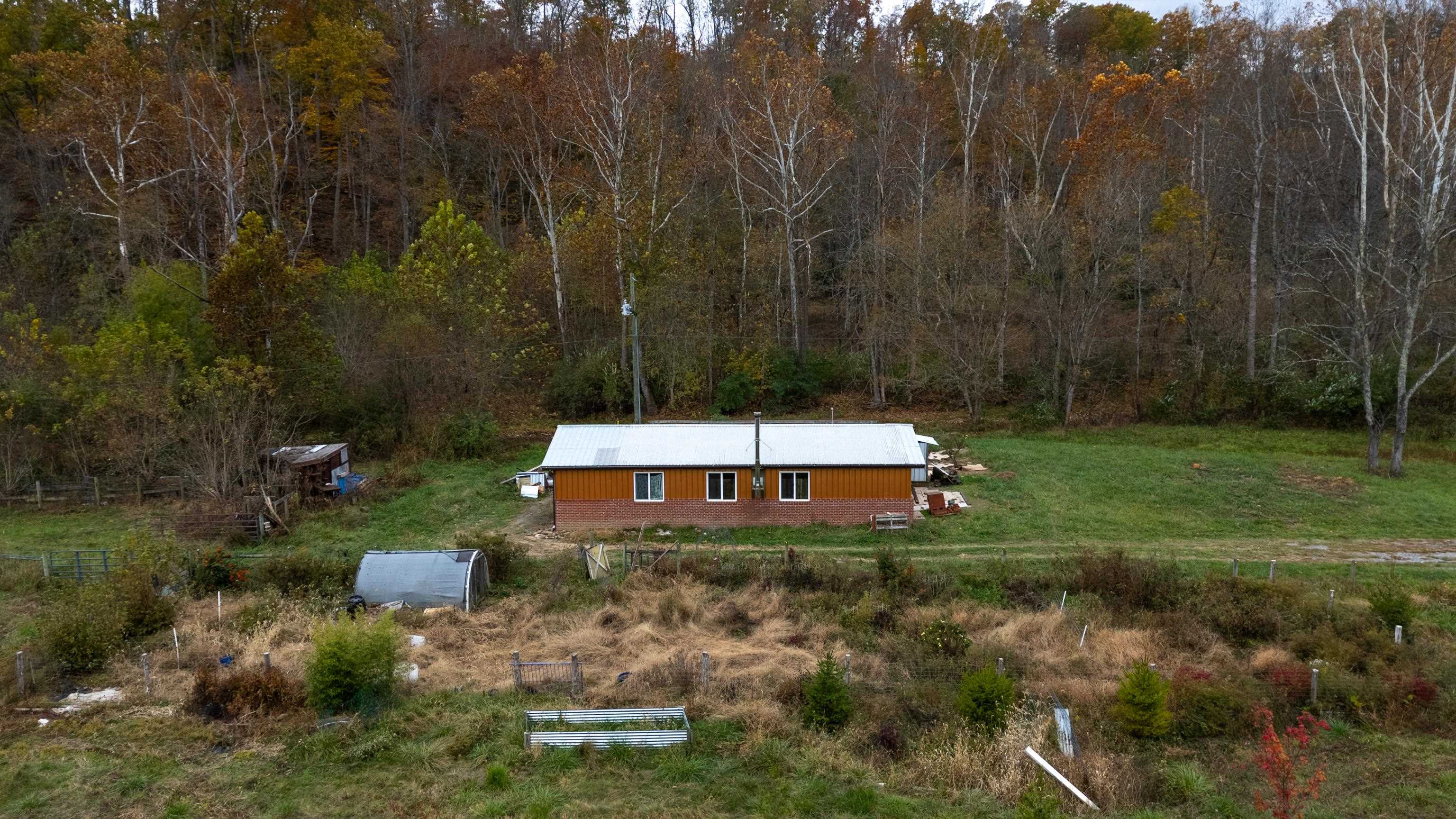 3441 W MIDLAND TRL, LEXINGTON, Virginia 24450, 2 Bedrooms Bedrooms, ,1 BathroomBathrooms,Residential,14,3441 W MIDLAND TRL,670751 MLS # 670751