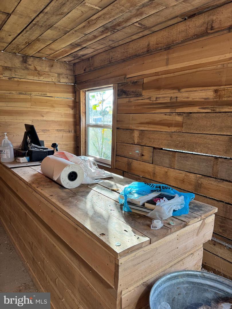 284 BOULDER SPRINGS LN, LOUISA, Virginia 23093, 4 Bedrooms Bedrooms, ,2 BathroomsBathrooms,Residential,For Sale,284 BOULDER SPRINGS LN,VALA2008850 MLS # VALA2008850