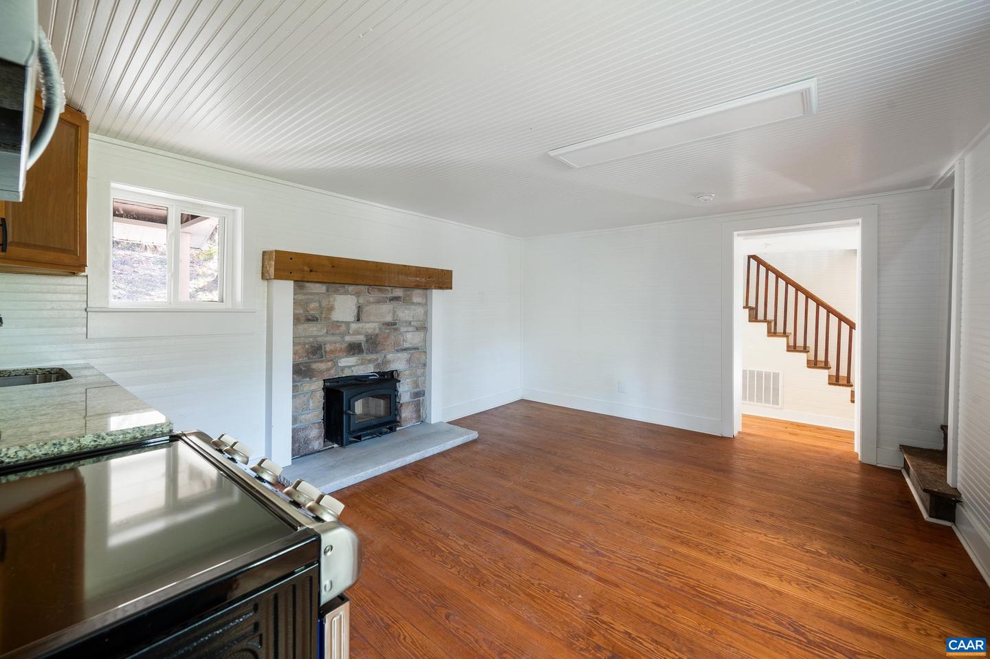 2728 EAST BRANCH LOOP, ROSELAND, Virginia 22967, 2 Bedrooms Bedrooms, ,2 BathroomsBathrooms,Residential,For Sale,2728 EAST BRANCH LOOP,670774 MLS # 670774