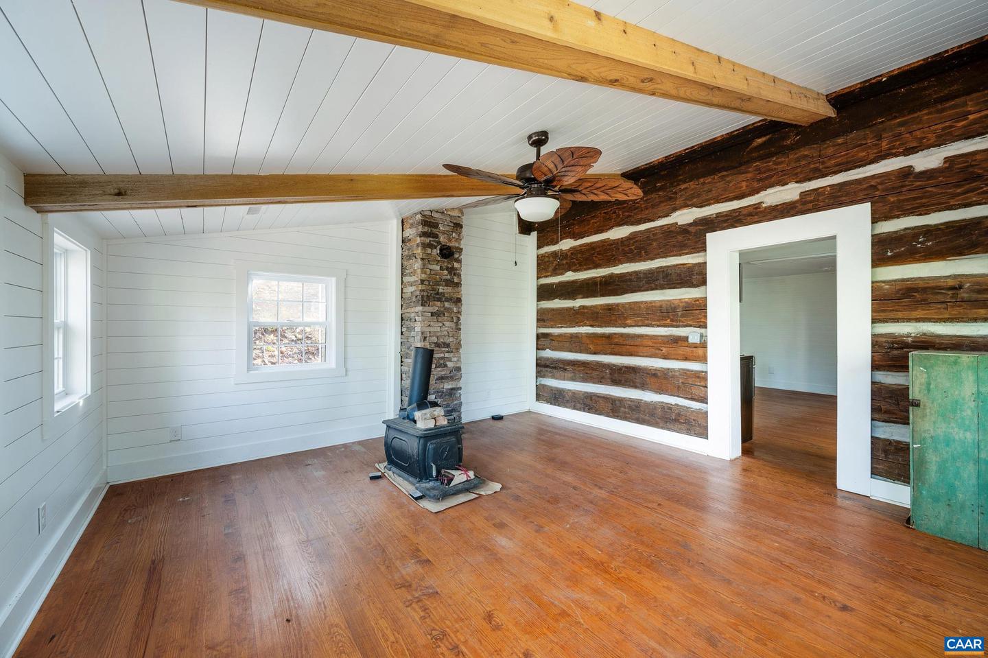 2728 EAST BRANCH LOOP, ROSELAND, Virginia 22967, 2 Bedrooms Bedrooms, ,2 BathroomsBathrooms,Residential,For Sale,2728 EAST BRANCH LOOP,670774 MLS # 670774