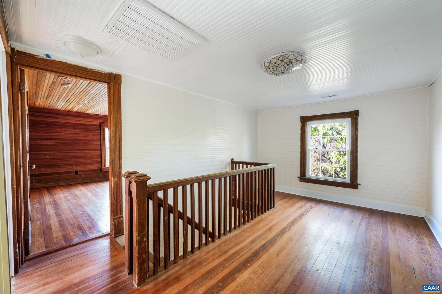 2728 EAST BRANCH LOOP, ROSELAND, Virginia 22967, 2 Bedrooms Bedrooms, ,2 BathroomsBathrooms,Residential,For Sale,2728 EAST BRANCH LOOP,670774 MLS # 670774