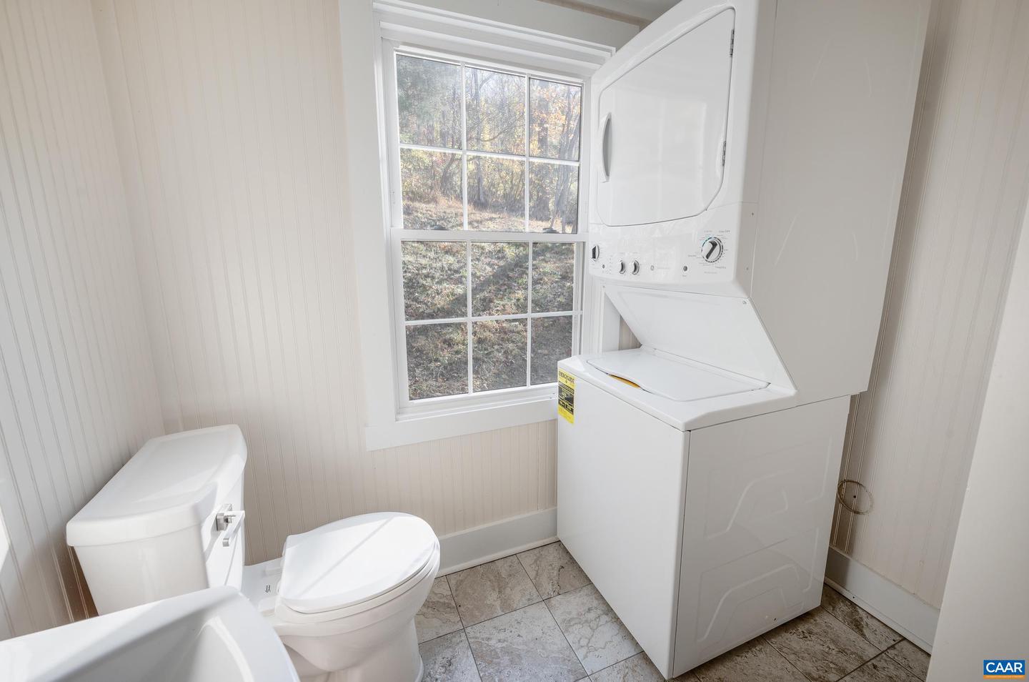 2728 EAST BRANCH LOOP, ROSELAND, Virginia 22967, 2 Bedrooms Bedrooms, ,2 BathroomsBathrooms,Residential,For Sale,2728 EAST BRANCH LOOP,670774 MLS # 670774