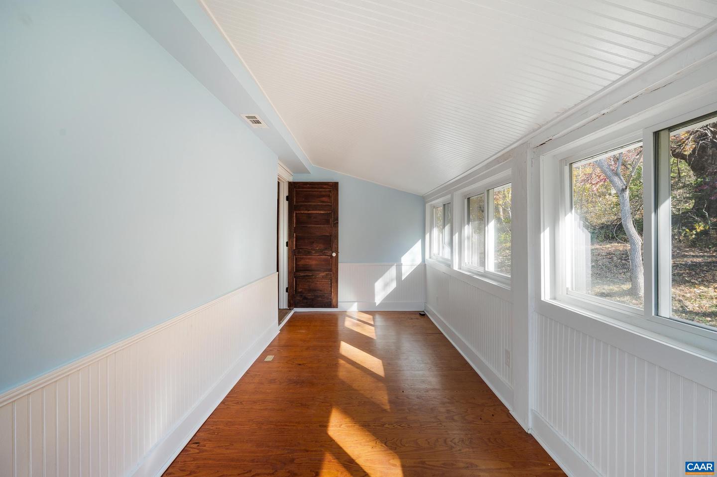 2728 EAST BRANCH LOOP, ROSELAND, Virginia 22967, 2 Bedrooms Bedrooms, ,2 BathroomsBathrooms,Residential,For Sale,2728 EAST BRANCH LOOP,670774 MLS # 670774