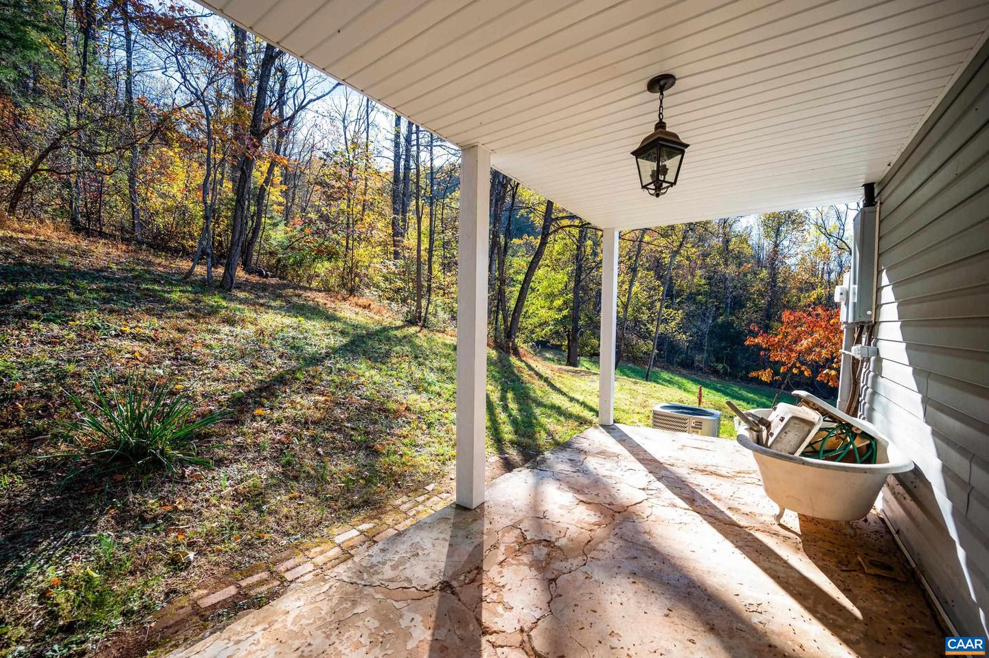 2728 EAST BRANCH LOOP, ROSELAND, Virginia 22967, 2 Bedrooms Bedrooms, ,2 BathroomsBathrooms,Residential,For Sale,2728 EAST BRANCH LOOP,670774 MLS # 670774