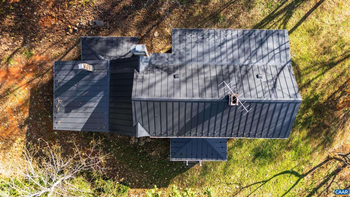 2728 EAST BRANCH LOOP, ROSELAND, Virginia 22967, 2 Bedrooms Bedrooms, ,2 BathroomsBathrooms,Residential,For Sale,2728 EAST BRANCH LOOP,670774 MLS # 670774