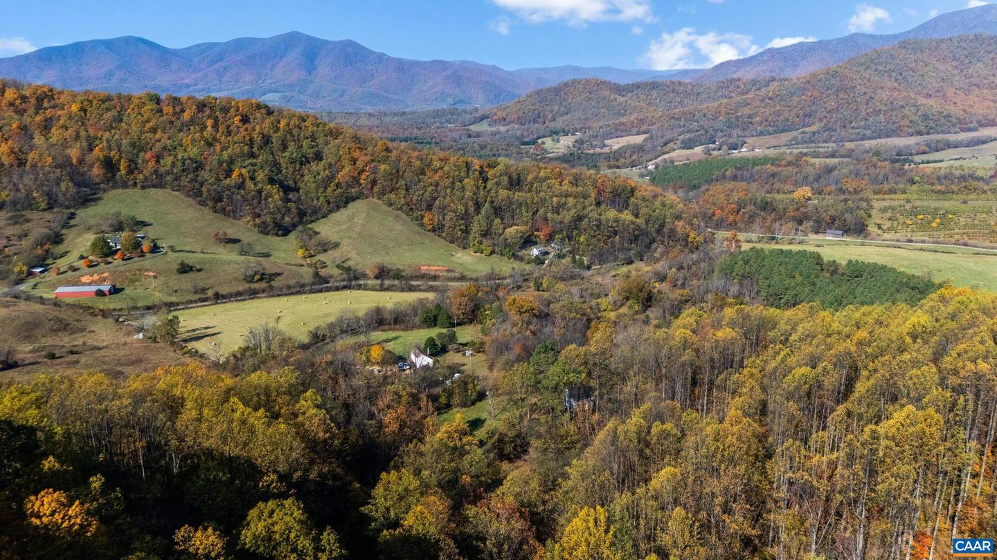 2728 EAST BRANCH LOOP, ROSELAND, Virginia 22967, 2 Bedrooms Bedrooms, ,2 BathroomsBathrooms,Residential,For Sale,2728 EAST BRANCH LOOP,670774 MLS # 670774