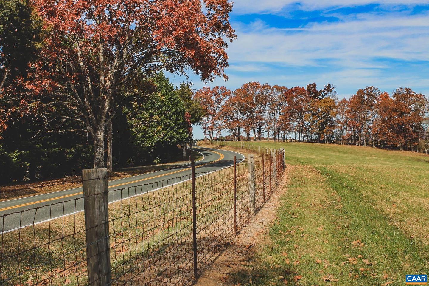 3785 ROLLING RD S, SCOTTSVILLE, Virginia 24590, 2 Bedrooms Bedrooms, ,1 BathroomBathrooms,Farm,For Sale,3785 ROLLING RD S,670836 MLS # 670836