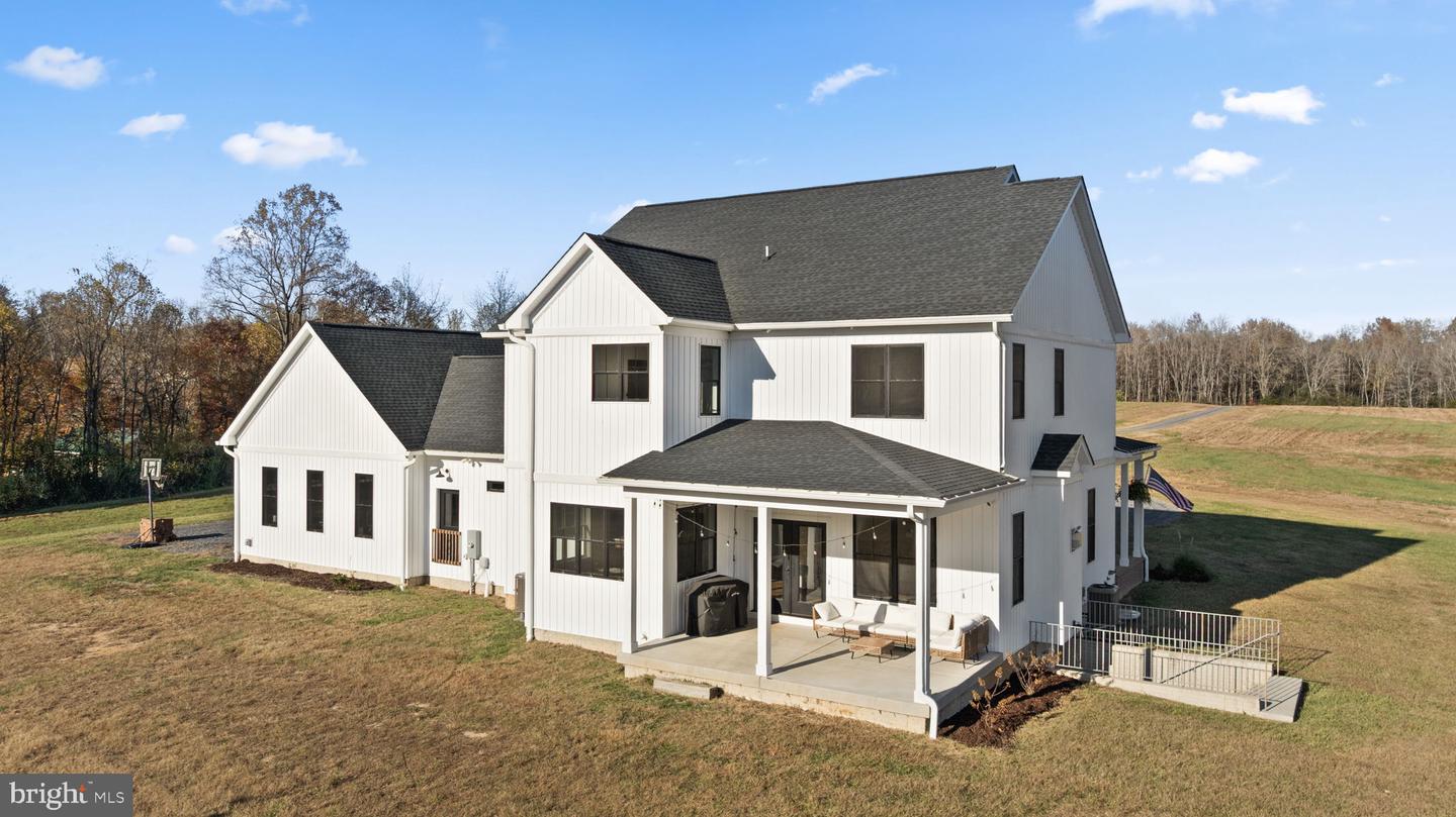 14660 LEE HWY, AMISSVILLE, Virginia 20106, 4 Bedrooms Bedrooms, ,4 BathroomsBathrooms,Residential,For Sale,14660 LEE HWY,VARP2002370 MLS # VARP2002370