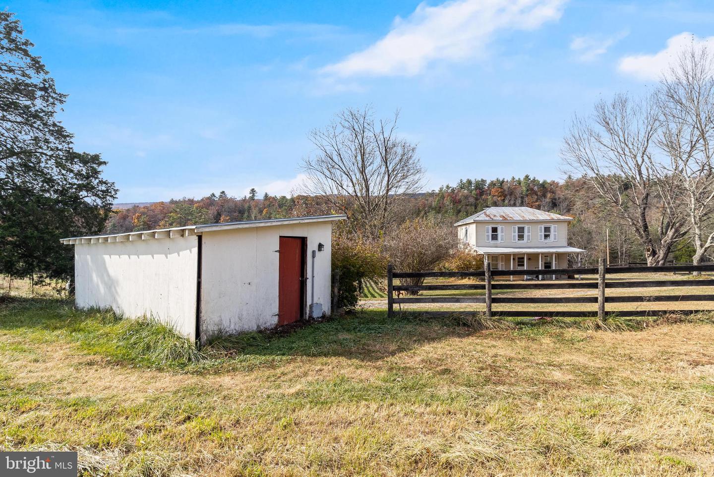 19442 RUNIONS CREEK RD, BROADWAY, Virginia 22815, 4 Bedrooms Bedrooms, ,1 BathroomBathrooms,Residential,For Sale,19442 RUNIONS CREEK RD,VARO2002676 MLS # VARO2002676
