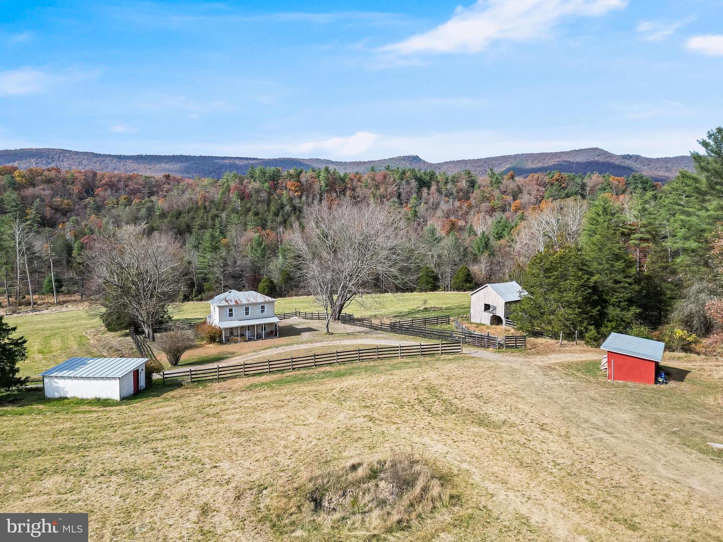 19442 RUNIONS CREEK RD, BROADWAY, Virginia 22815, 4 Bedrooms Bedrooms, ,1 BathroomBathrooms,Residential,For Sale,19442 RUNIONS CREEK RD,VARO2002676 MLS # VARO2002676