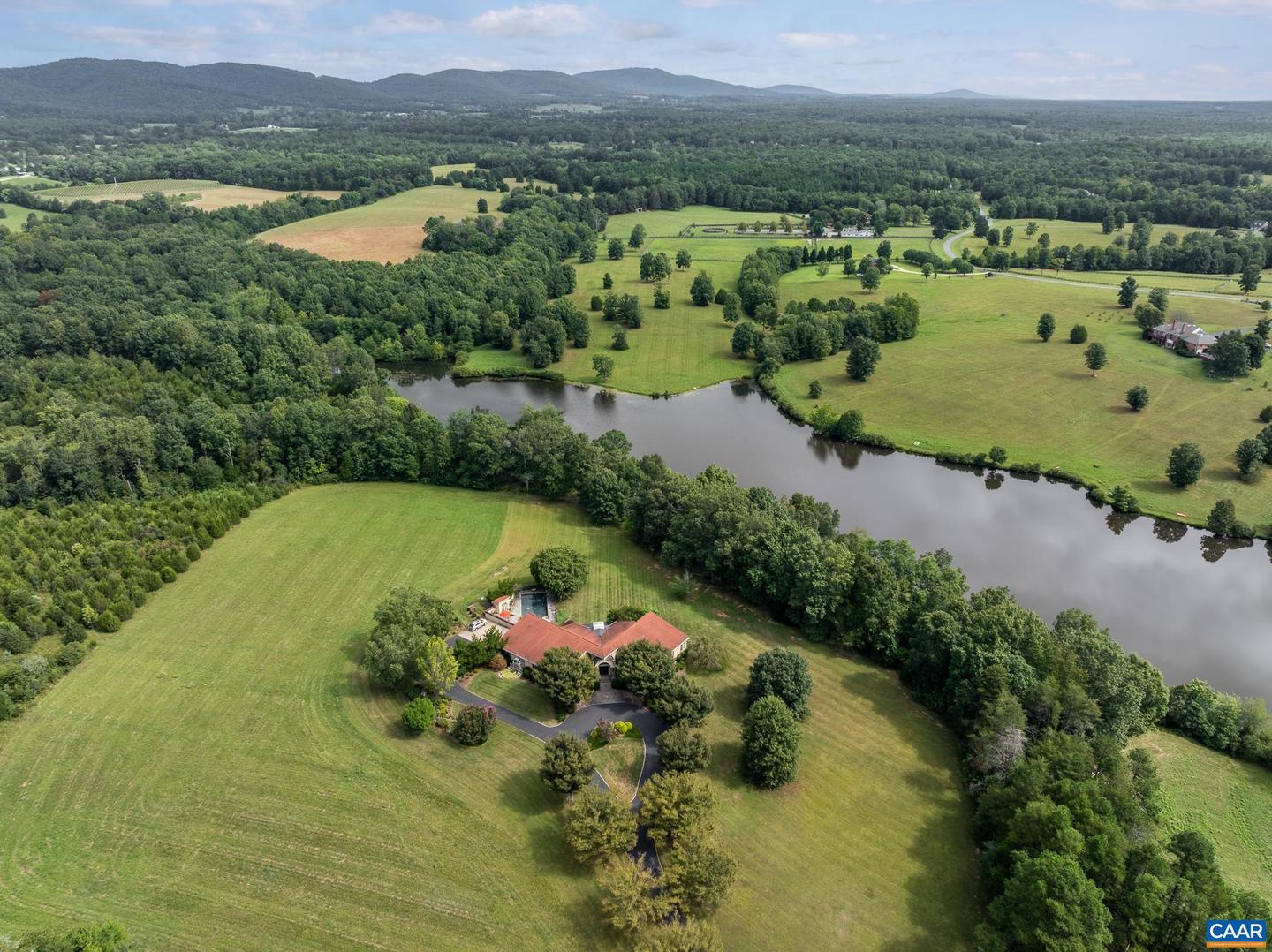 4798 BARN FIELD DR, KESWICK, Virginia 22947, 3 Bedrooms Bedrooms, ,3 BathroomsBathrooms,Residential,For Sale,4798 BARN FIELD DR,670493 MLS # 670493