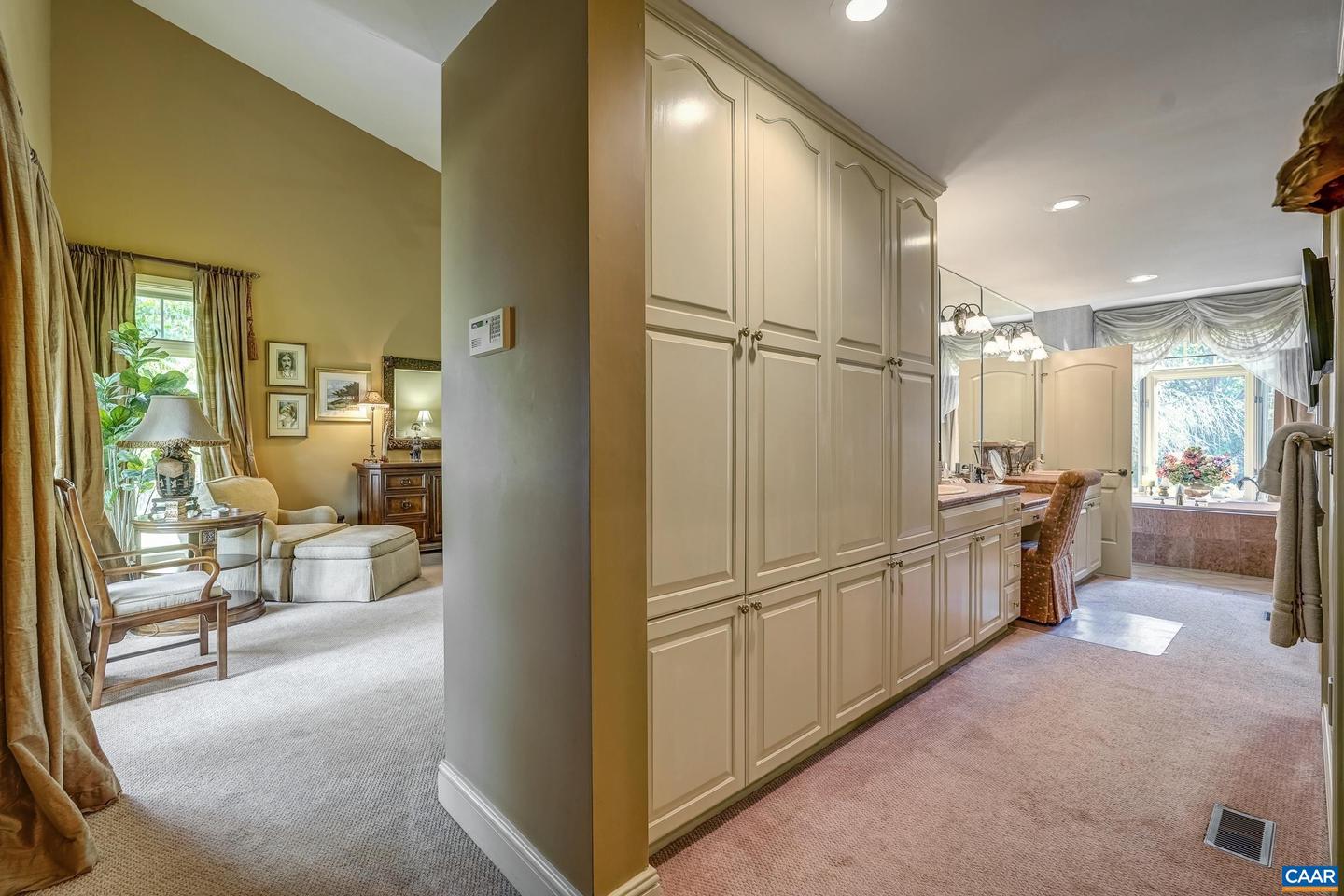 4798 BARN FIELD DR, KESWICK, Virginia 22947, 3 Bedrooms Bedrooms, ,3 BathroomsBathrooms,Residential,For Sale,4798 BARN FIELD DR,670493 MLS # 670493