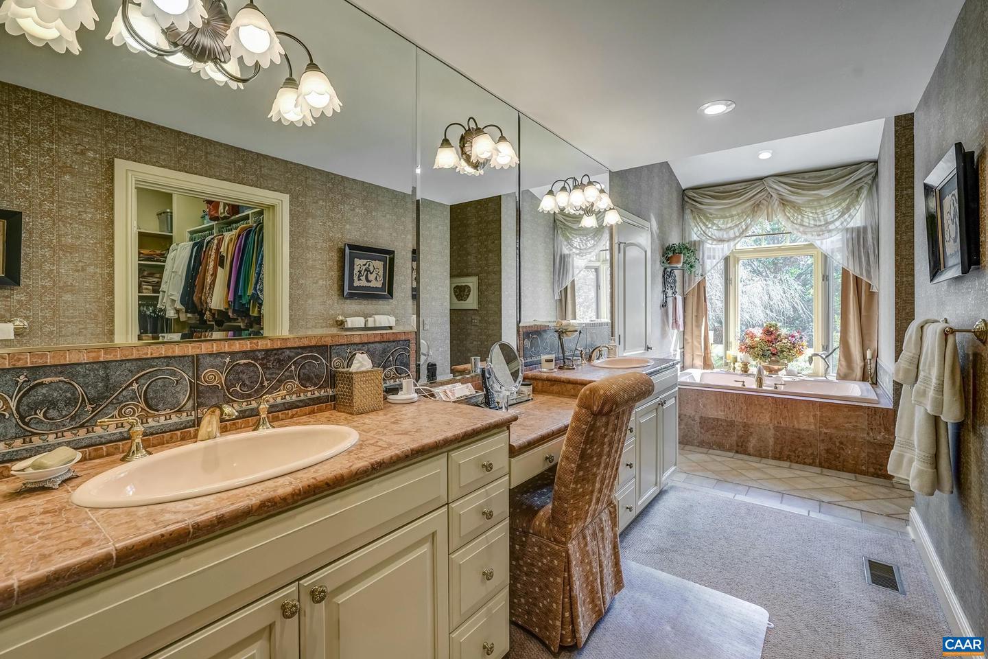 4798 BARN FIELD DR, KESWICK, Virginia 22947, 3 Bedrooms Bedrooms, ,3 BathroomsBathrooms,Residential,For Sale,4798 BARN FIELD DR,670493 MLS # 670493