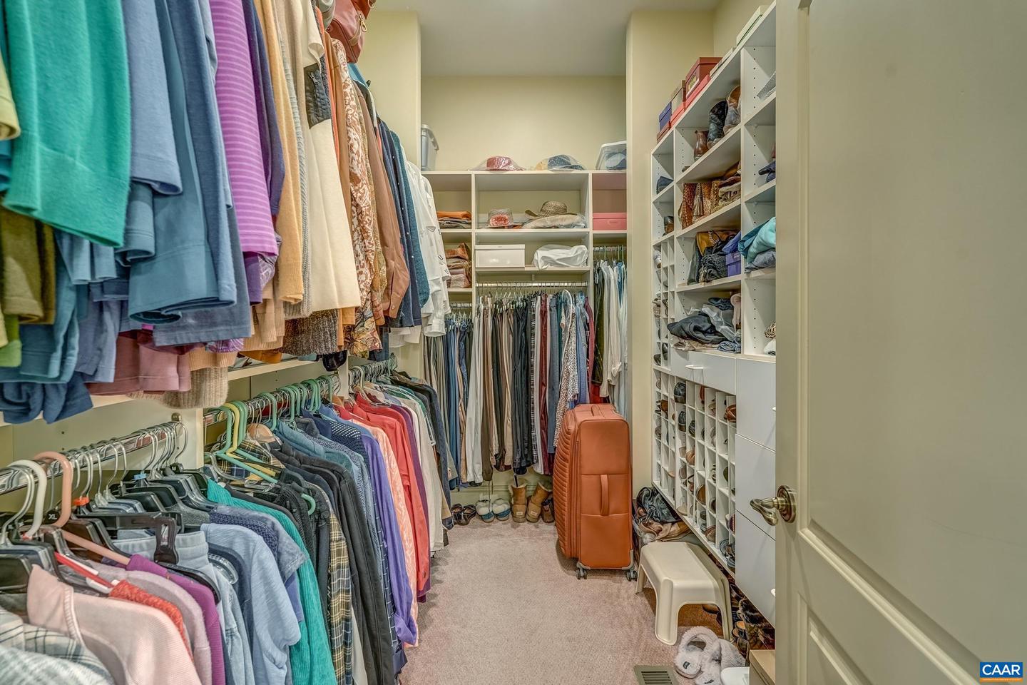 4798 BARN FIELD DR, KESWICK, Virginia 22947, 3 Bedrooms Bedrooms, ,3 BathroomsBathrooms,Residential,For Sale,4798 BARN FIELD DR,670493 MLS # 670493