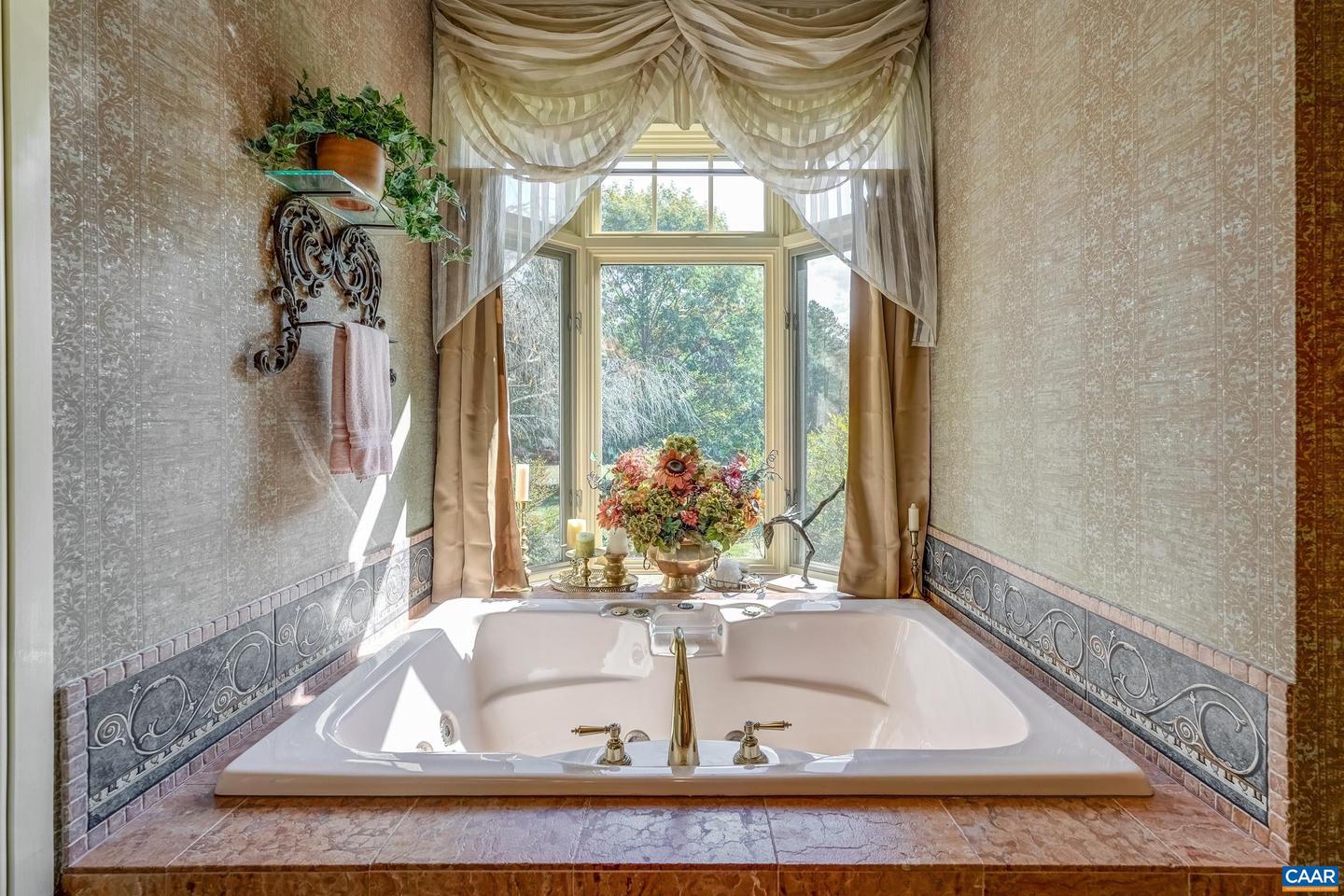 4798 BARN FIELD DR, KESWICK, Virginia 22947, 3 Bedrooms Bedrooms, ,3 BathroomsBathrooms,Residential,For Sale,4798 BARN FIELD DR,670493 MLS # 670493