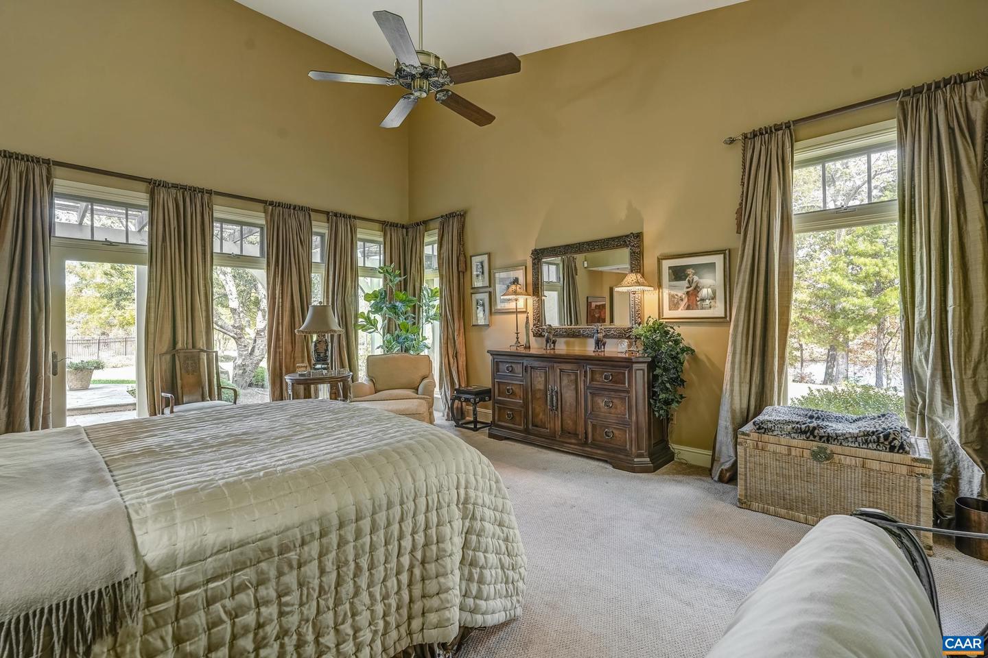 4798 BARN FIELD DR, KESWICK, Virginia 22947, 3 Bedrooms Bedrooms, ,3 BathroomsBathrooms,Residential,For Sale,4798 BARN FIELD DR,670493 MLS # 670493