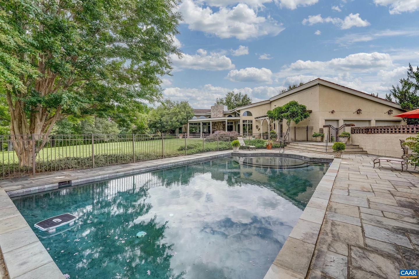 4798 BARN FIELD DR, KESWICK, Virginia 22947, 3 Bedrooms Bedrooms, ,3 BathroomsBathrooms,Residential,For Sale,4798 BARN FIELD DR,670493 MLS # 670493