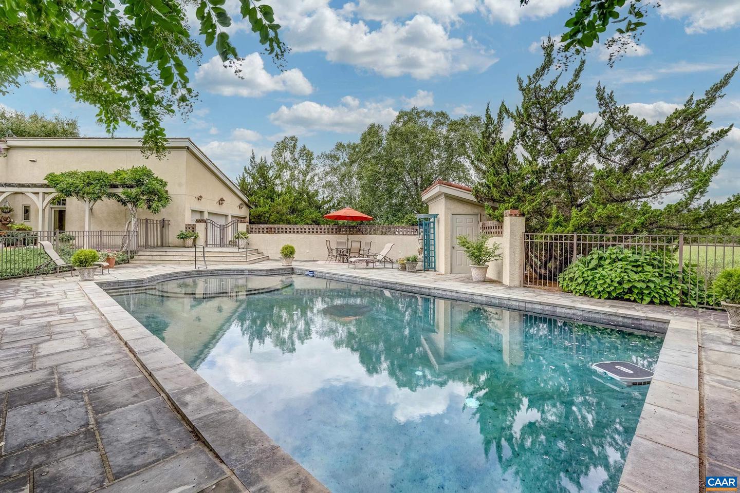 4798 BARN FIELD DR, KESWICK, Virginia 22947, 3 Bedrooms Bedrooms, ,3 BathroomsBathrooms,Residential,For Sale,4798 BARN FIELD DR,670493 MLS # 670493