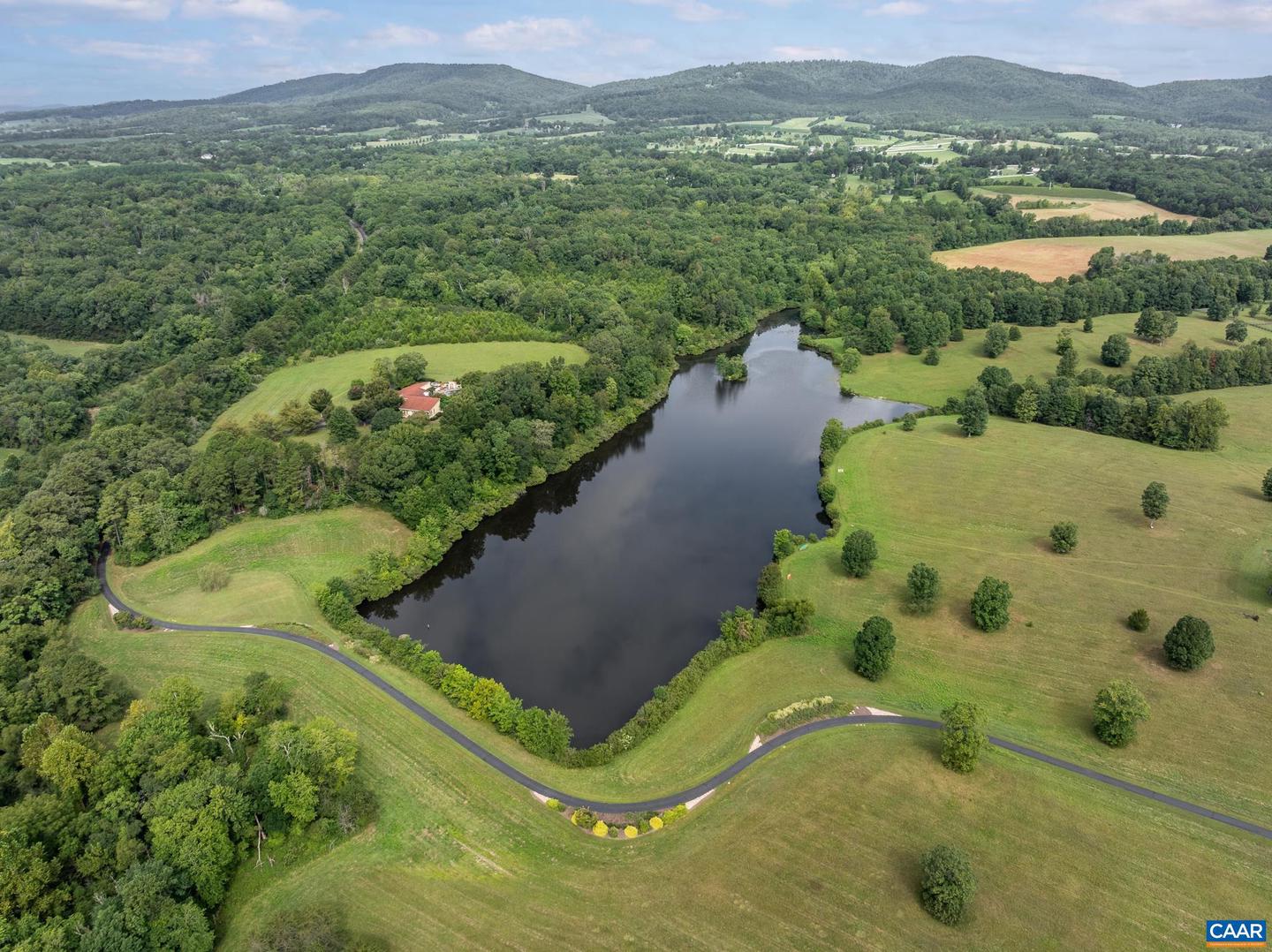 4798 BARN FIELD DR, KESWICK, Virginia 22947, 3 Bedrooms Bedrooms, ,3 BathroomsBathrooms,Residential,For Sale,4798 BARN FIELD DR,670493 MLS # 670493