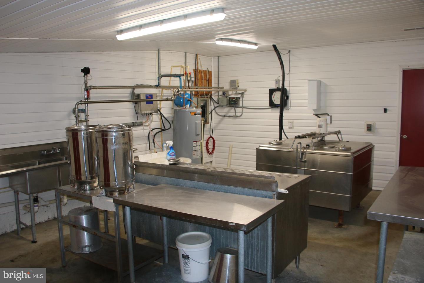 499 E LEE HWY, NEW MARKET, Virginia 22844, ,Farm,For Sale,499 E LEE HWY,VASH2012988 MLS # VASH2012988 499 E LEE HWY, NEW MARKET, Virginia 22844, ,Farm,For Sale,499 E LEE HWY,VASH2012988 MLS # VASH2012988