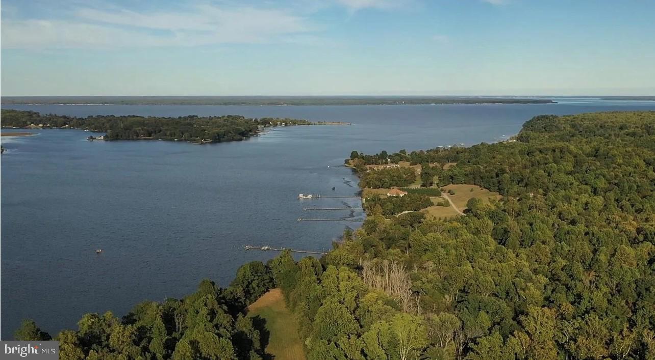 6033 WHIPSAWASON RD, KING GEORGE, Virginia 22485, 3 Bedrooms Bedrooms, ,2 BathroomsBathrooms,Residential,For Sale,6033 WHIPSAWASON RD,VAKG2006964 MLS # VAKG2006964