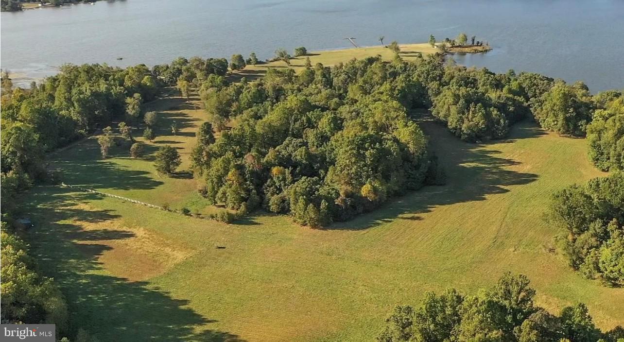 6033 WHIPSAWASON RD, KING GEORGE, Virginia 22485, 3 Bedrooms Bedrooms, ,2 BathroomsBathrooms,Residential,For Sale,6033 WHIPSAWASON RD,VAKG2006964 MLS # VAKG2006964