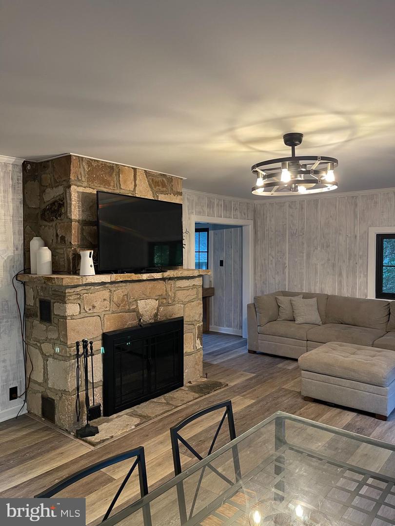 6033 WHIPSAWASON RD, KING GEORGE, Virginia 22485, 3 Bedrooms Bedrooms, ,2 BathroomsBathrooms,Residential,For Sale,6033 WHIPSAWASON RD,VAKG2006964 MLS # VAKG2006964