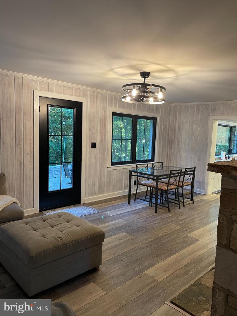 6033 WHIPSAWASON RD, KING GEORGE, Virginia 22485, 3 Bedrooms Bedrooms, ,2 BathroomsBathrooms,Residential,For Sale,6033 WHIPSAWASON RD,VAKG2006964 MLS # VAKG2006964