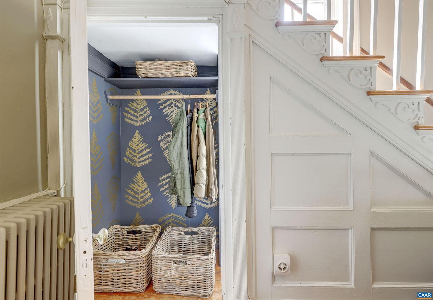 4710 DICKERSON RD, CHARLOTTESVILLE, Virginia 22911, 4 Bedrooms Bedrooms, ,3 BathroomsBathrooms,Residential,For Sale,4710 DICKERSON RD,671230 MLS # 671230 4710 DICKERSON RD, CHARLOTTESVILLE, Virginia 22911, 4 Bedrooms Bedrooms, ,3 BathroomsBathrooms,Residential,For Sale,4710 DICKERSON RD,671230 MLS # 671230