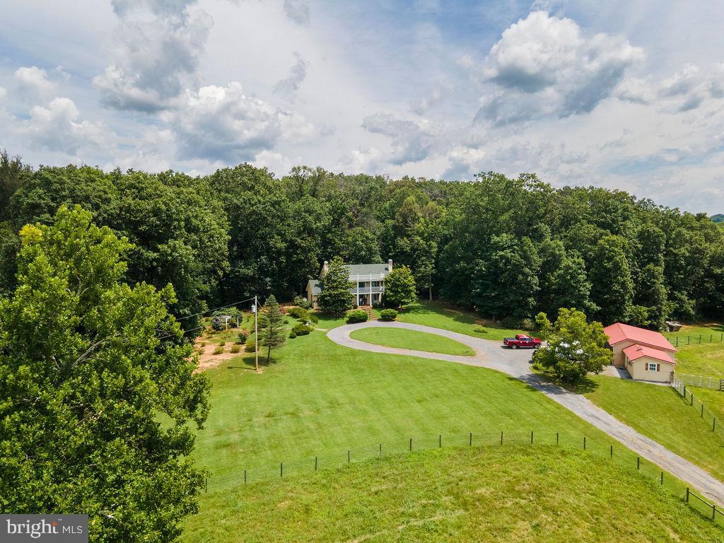 1115 CHAPEL RD, MIDDLETOWN, Virginia 22645, 3 Bedrooms Bedrooms, ,2 BathroomsBathrooms,Farm,For Sale,1115 CHAPEL RD,VAFV2038158 MLS # VAFV2038158 1115 CHAPEL RD, MIDDLETOWN, Virginia 22645, 3 Bedrooms Bedrooms, ,2 BathroomsBathrooms,Farm,For Sale,1115 CHAPEL RD,VAFV2038158 MLS # VAFV2038158