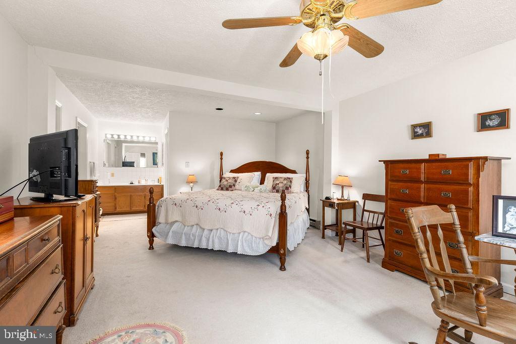 1115 CHAPEL RD, MIDDLETOWN, Virginia 22645, 3 Bedrooms Bedrooms, ,2 BathroomsBathrooms,Farm,For Sale,1115 CHAPEL RD,VAFV2038158 MLS # VAFV2038158 1115 CHAPEL RD, MIDDLETOWN, Virginia 22645, 3 Bedrooms Bedrooms, ,2 BathroomsBathrooms,Farm,For Sale,1115 CHAPEL RD,VAFV2038158 MLS # VAFV2038158