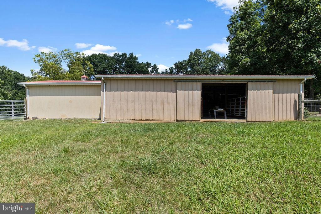 1115 CHAPEL RD, MIDDLETOWN, Virginia 22645, 3 Bedrooms Bedrooms, ,2 BathroomsBathrooms,Farm,For Sale,1115 CHAPEL RD,VAFV2038158 MLS # VAFV2038158 1115 CHAPEL RD, MIDDLETOWN, Virginia 22645, 3 Bedrooms Bedrooms, ,2 BathroomsBathrooms,Farm,For Sale,1115 CHAPEL RD,VAFV2038158 MLS # VAFV2038158